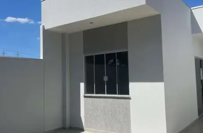 Casa para venda em jardim três lagoas de 73.00m² com 2 quartos, 1 suite e 2 garagens