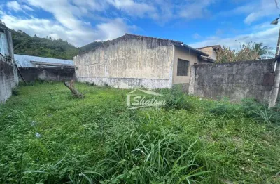 Casa com 3 quartos para alugar no Centro, Caraguatatuba 