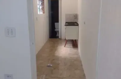 Casa com 1 quarto para alugar na Rua Eneida, 32, Vila Esperança, São Paulo