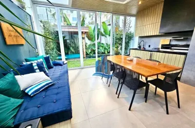 Casa para venda em cerâmica de 300.00m² com 3 quartos, 3 suites e 4 garagens