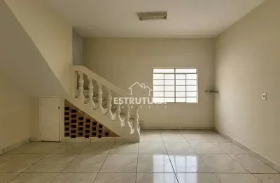 Casa para alugar em centro de 190.00m² com 4 quartos e 1 garagem