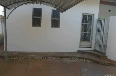 Casa para alugar em jardim caparroz de 70.00m² com 2 quartos e 2 garagens