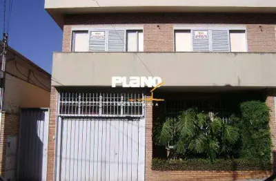 Casa para alugar em centro de 180.00m² com 3 quartos, 1 suite e 1 garagem