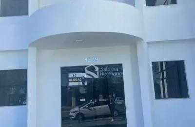 Sala comercial para alugar em cidade nova i de 302.00m² com 3 garagens