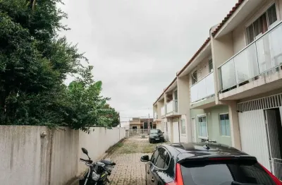 Sobrado para venda em estados de 65.00m² com 2 quartos e 3 garagens