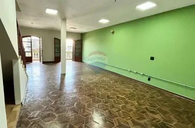 Casa comercial para alugar na Rua José Domingues, 617, Centro, Bragança Paulista