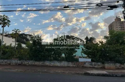 Terreno à venda na Avenida Paranapanema, Sumarezinho, Ribeirão Preto