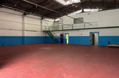 Galpão / depósito / armazém para alugar em aparecida de 490.00m² com 3 garagens