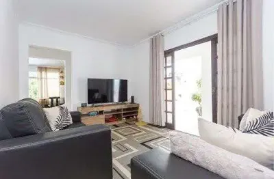 Casa para venda em Portão de 237.00m² com 4 Quartos e 3 Garagens