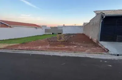 Terreno à venda no Residencial Ouro Verde, Botucatu 