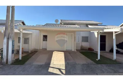 Casa de condomínio para venda em aparecidinha de 91.00m² com 3 quartos, 1 suite e 4 garagens