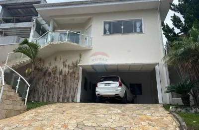 Casa para alugar em aruã de 220.00m² com 3 quartos, 3 suites e 2 garagens