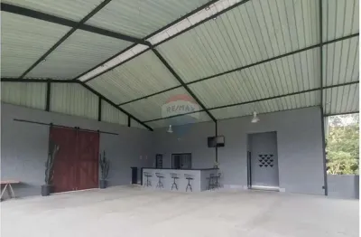 Galpão / depósito / armazém para alugar em sabaúna de 400.00m² com 50 garagens