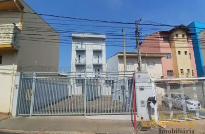 Apartamento para alugar em centro de 40.00m² com 2 quartos e 1 garagem