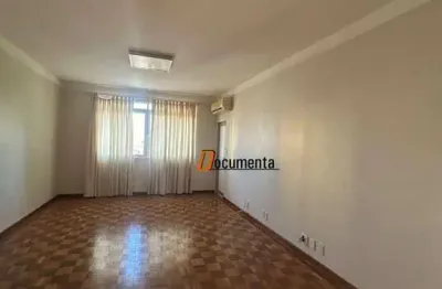 Apartamento para alugar em centro de 215.00m² com 3 quartos, 1 suite e 1 garagem