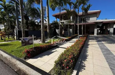 Sobrado para venda em condomínio verde mar de 360.00m² com 6 quartos e 3 suites