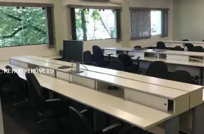 Imóvel comercial para alugar em jardim de 600.00m² com 5 quartos e 3 garagens