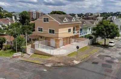 Sobrado para venda em tingui de 268.00m² com 3 quartos, 1 suite e 5 garagens