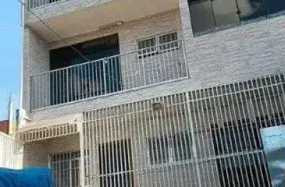 Apartamento para venda em Pinheirinho de 115.00m² com 3 Quartos e 9 Garagens