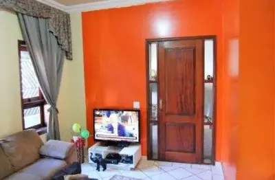 Casa para venda em jardim regina de 250.00m² com 3 quartos, 2 suites e 4 garagens