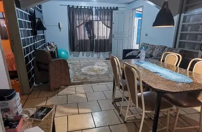 Casa para venda em campo pequeno de 95.00m² com 3 quartos e 2 garagens
