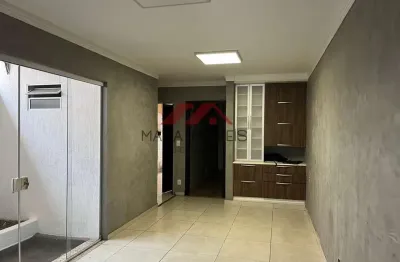 Casa para alugar em centro de 148.00m² com 3 quartos, 1 suite e 1 garagem