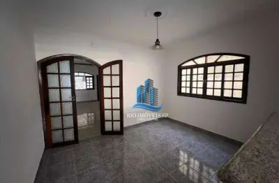 Sobrado para venda em Campestre de 168.00m² com 3 Quartos, 1 Suite e 2 Garagens
