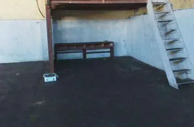 Galpão / depósito / armazém para alugar em vila mogilar de 200.00m²