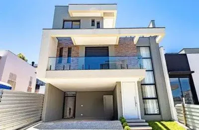 Sobrado para venda em bairro alto de 180.00m² com 3 quartos, 3 suites e 4 garagens