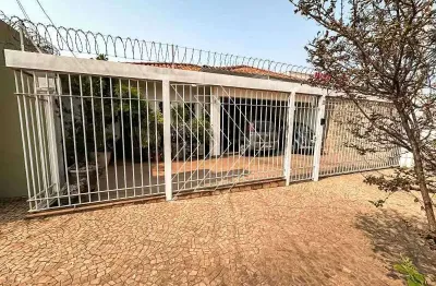 Casa para venda em jardim maria izabel de 215.00m² com 3 quartos, 1 suite e 2 garagens