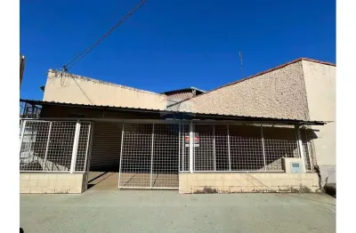 Casa comercial para alugar na Rua Vereador Avelino de Moraes, 410, Jardim Novo I, Mogi Guaçu