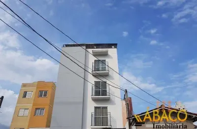 Apartamento para alugar em centro de 50.00m² com 2 quartos e 1 garagem