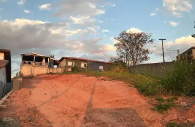 Terreno à venda na Avenida Caiapós, Q 00009 Lo, Jardim Encostas do Lago, Lindóia