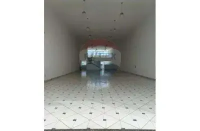 Imóvel comercial para alugar em centro de 466.80m² com 6 garagens