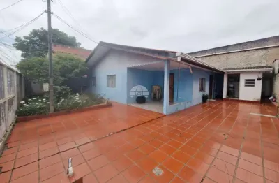 Casa para venda em centro de 105.00m² com 3 quartos e 3 garagens