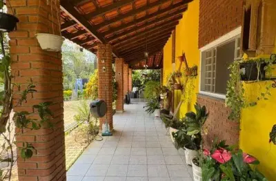 Chácara para venda em parque dos cafezais v de 2210.00m² com 4 quartos e 1 suite