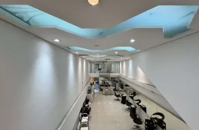 Ponto comercial para alugar na Rua Coronel Nogueira Padilha, Vila Hortência, Sorocaba