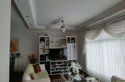 Casa para venda em engenheiro goulart de 302.00m² com 3 quartos, 1 suite e 6 garagens