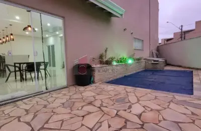 Casa de Condomínio para venda em Jardim Florestal de 180.00m² com 3 Quartos, 1 Suite e 4 Garagens