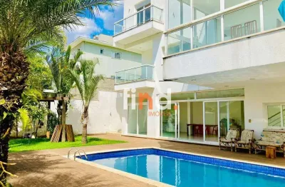 Casa de Condomínio para venda em São Paulo Ll - Granja Viana de 565.00m² com 4 Quartos, 4 Suites e 6 Garagens