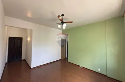 Apartamento para alugar em grajaú de 75.00m² com 2 quartos e 1 garagem