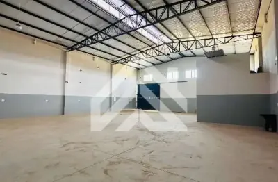 Galpão / depósito / armazém para alugar em vila alemã de 323.00m²