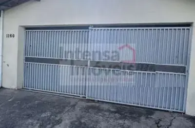 Casa para venda em Vila Areao de 85.00m² com 2 Quartos e 2 Garagens