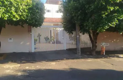 Casa para venda em vila ideal de 250.00m² com 4 quartos, 2 suites e 2 garagens