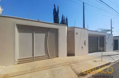 Casa para venda em jardim acapulco de 160.00m² com 3 quartos, 1 suite e 2 garagens