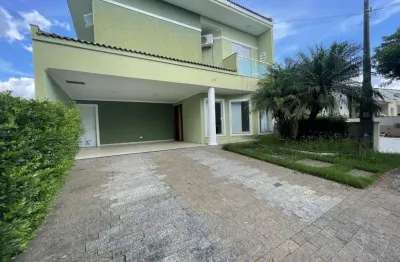 Casa de condomínio para venda em zona industrial de 252.00m² com 3 quartos, 3 suites e 4 garagens