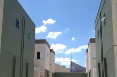 Sobrado para alugar em planalto paraíso de 60.00m² com 2 quartos, 2 suites e 1 garagem