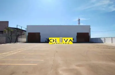 Galpão / depósito / armazém para alugar em vila toninho de 2650.00m² com 40 garagens