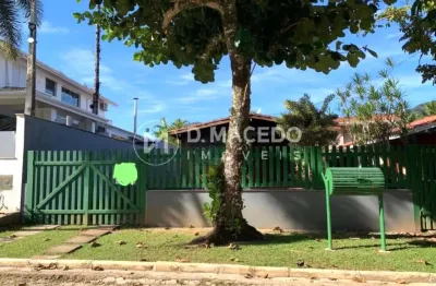 Casa para venda em Condominio Lagoinha de 361.00m² com 7 Quartos, 1 Suite e 3 Garagens