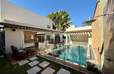 Casa para venda em vila do golf de 300.00m² com 3 quartos, 3 suites e 4 garagens